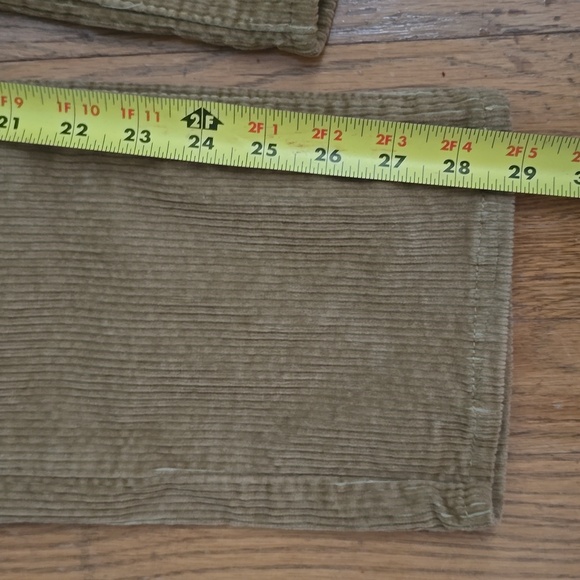 LEVIS BRAND WOMEN'S BROWN CORDUROY 314 SHAPING STRAIGHT PANTS SIZE 28x30 - Picture 9 of 16